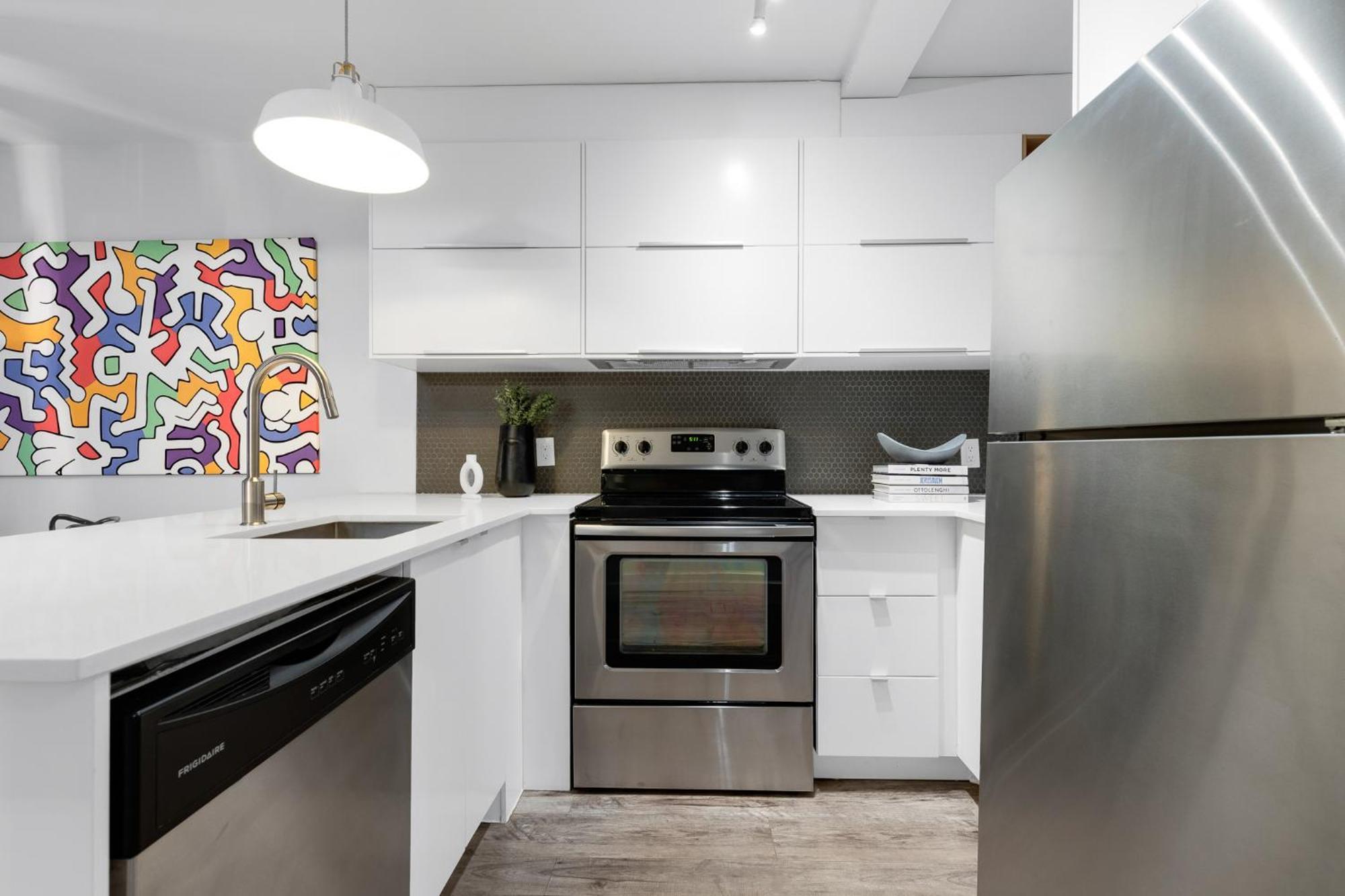 Liv Mtl Urban Aparthotel Μόντρεαλ Εξωτερικό φωτογραφία