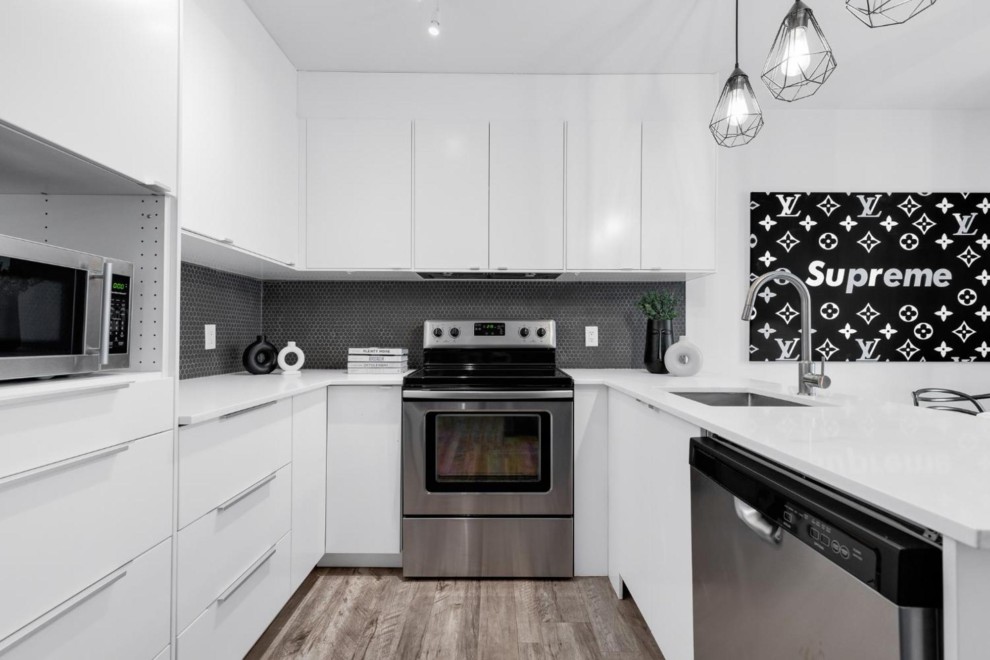 Liv Mtl Urban Aparthotel Μόντρεαλ Εξωτερικό φωτογραφία